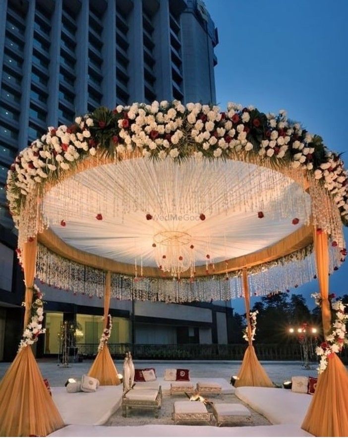 Outdoor Elegant circular mantap